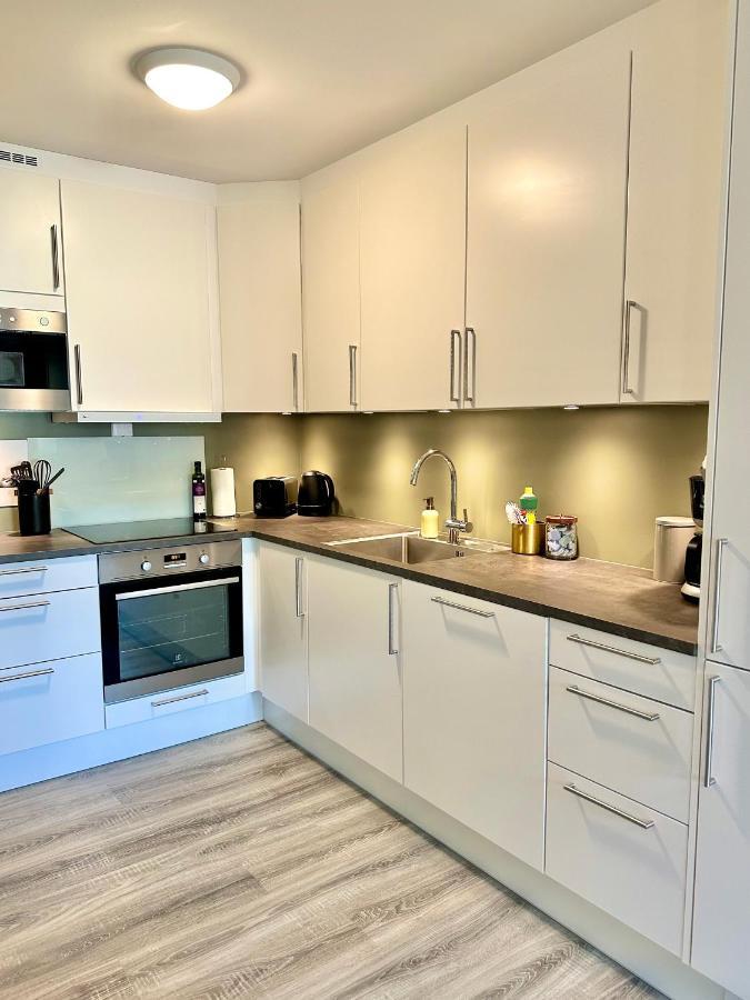 Modern Apartment In Tromso Bagian luar foto